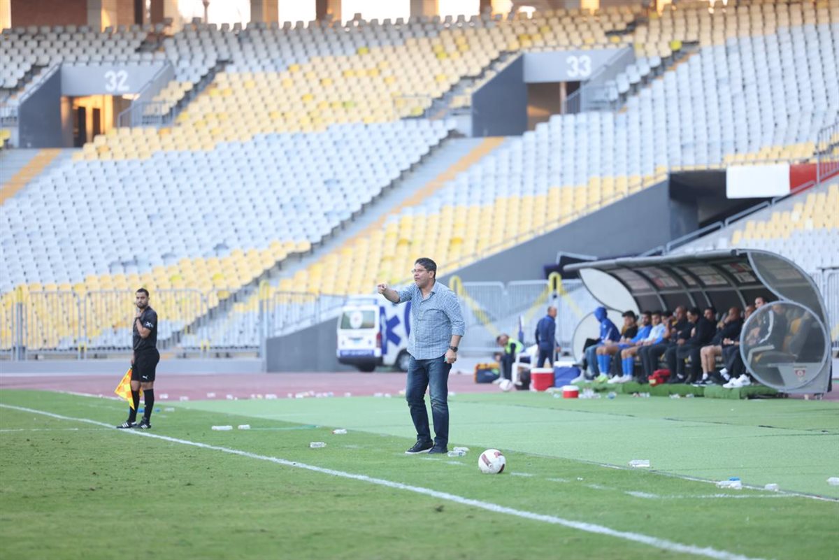 البنك الأهلى يفوز بثنائية على سموحة وديا استعدادا لعودة الدوري