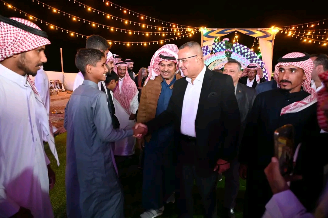 محافظ جنوب سيناء يشهد حفل زفاف بدوي جماعي في مدينة دهب