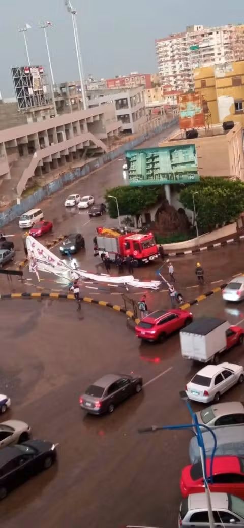 سقوط أعمدة إنارة ببورسعيد 