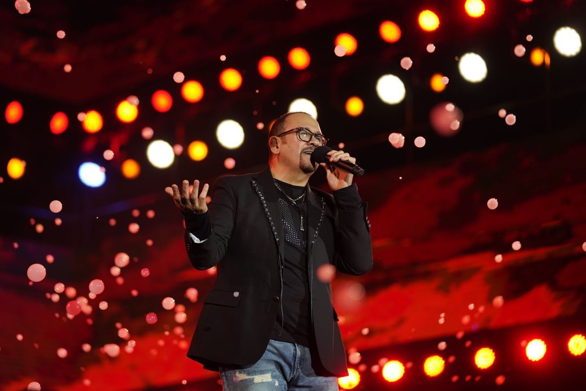 <strong>نجوم التسعينيات يتألقون في حفل افتتاح مهرجان شتاء مدينتي</strong>