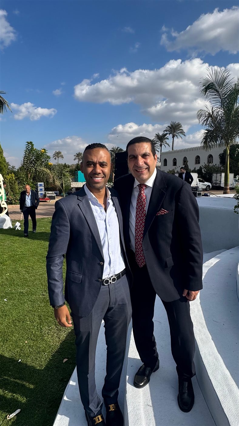 الداعية عمرو خالد يحتفل بعقد قران نجله علي في حضور شخصيات عامة ومشاهير