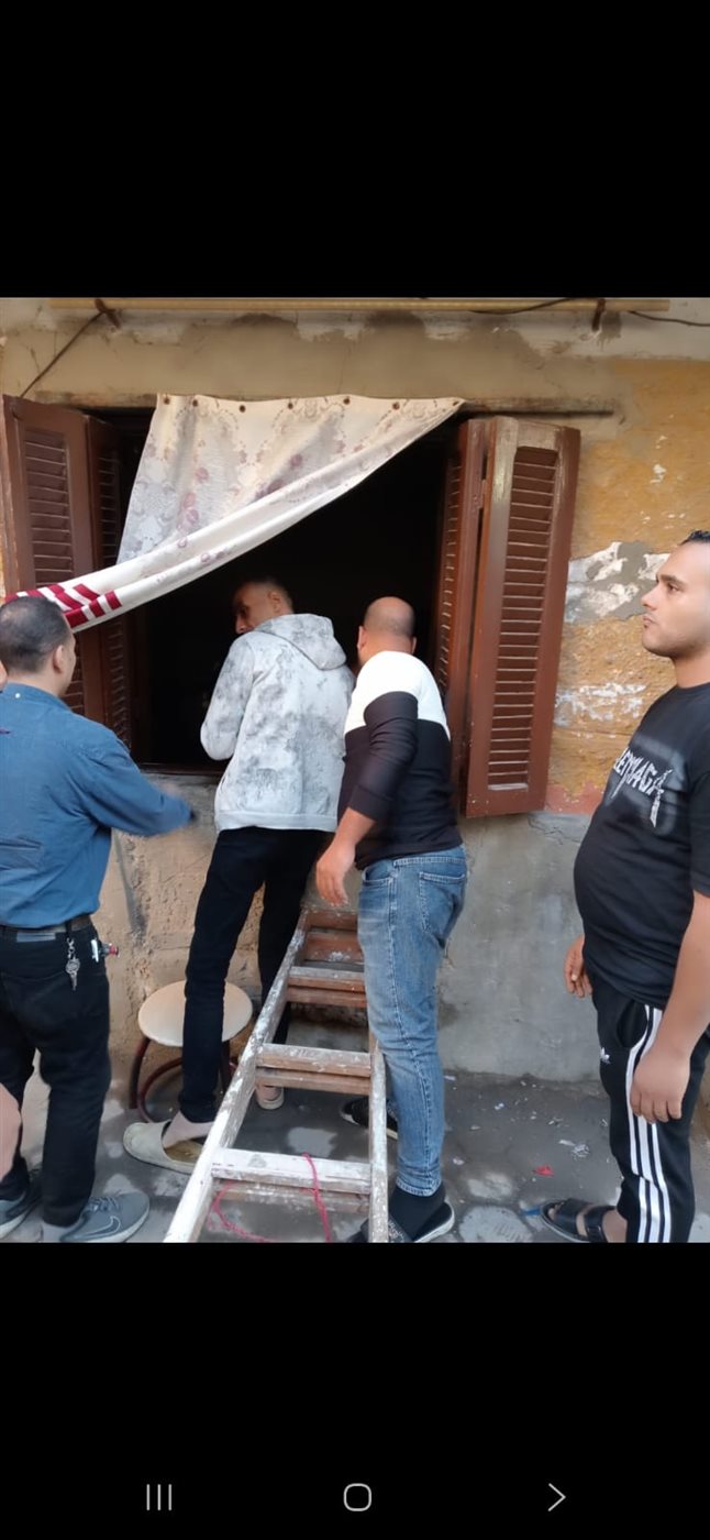 انهيار أجزاء من عقار بمنطقة ساحل روض الفرج أمام مطعم بيبو بجسر البحر