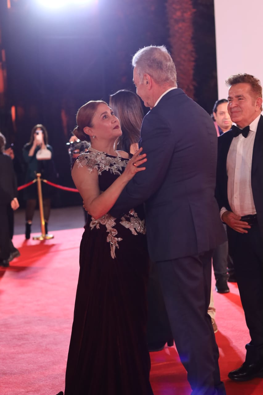 نجوم الفن على ريد كاربت فيلم 713317 بالقاهرة السينمائي