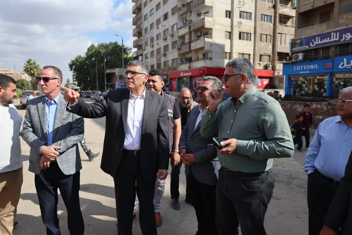 محافظ الجيزة يتفقد المسارات البديلة لمواقع أعمال مترو الهرم