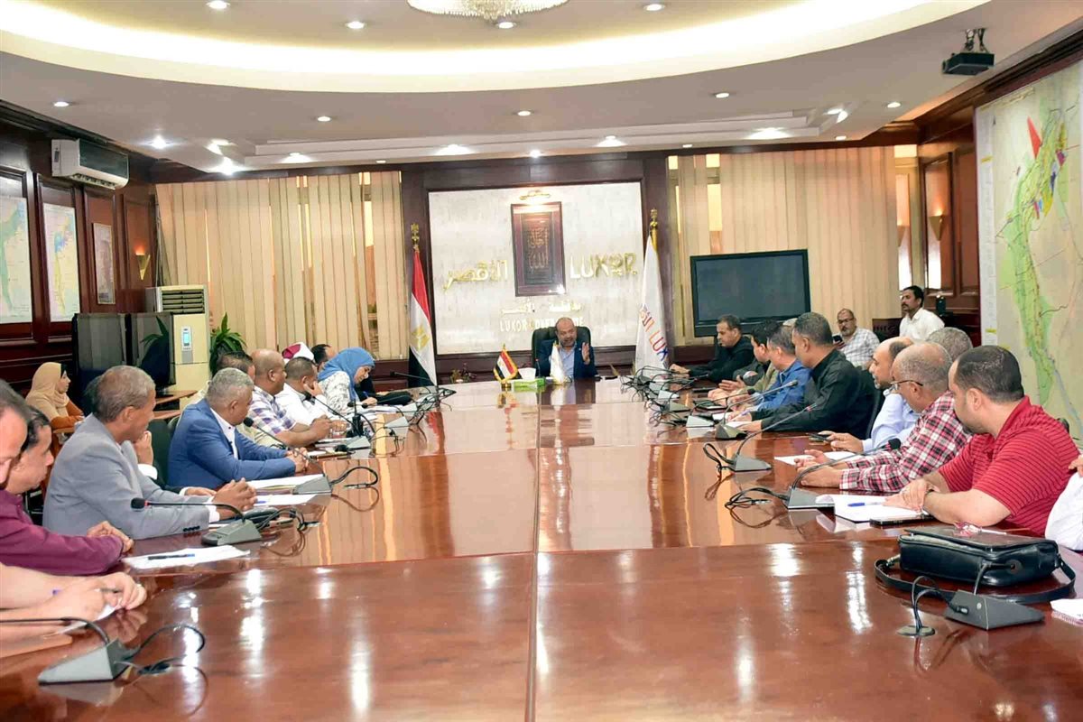 اجتماع لاستعدادات احتفال الأقصر بعيدها القومي 