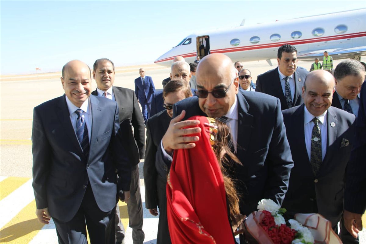 وزير العدل يصل الوادى الجديد