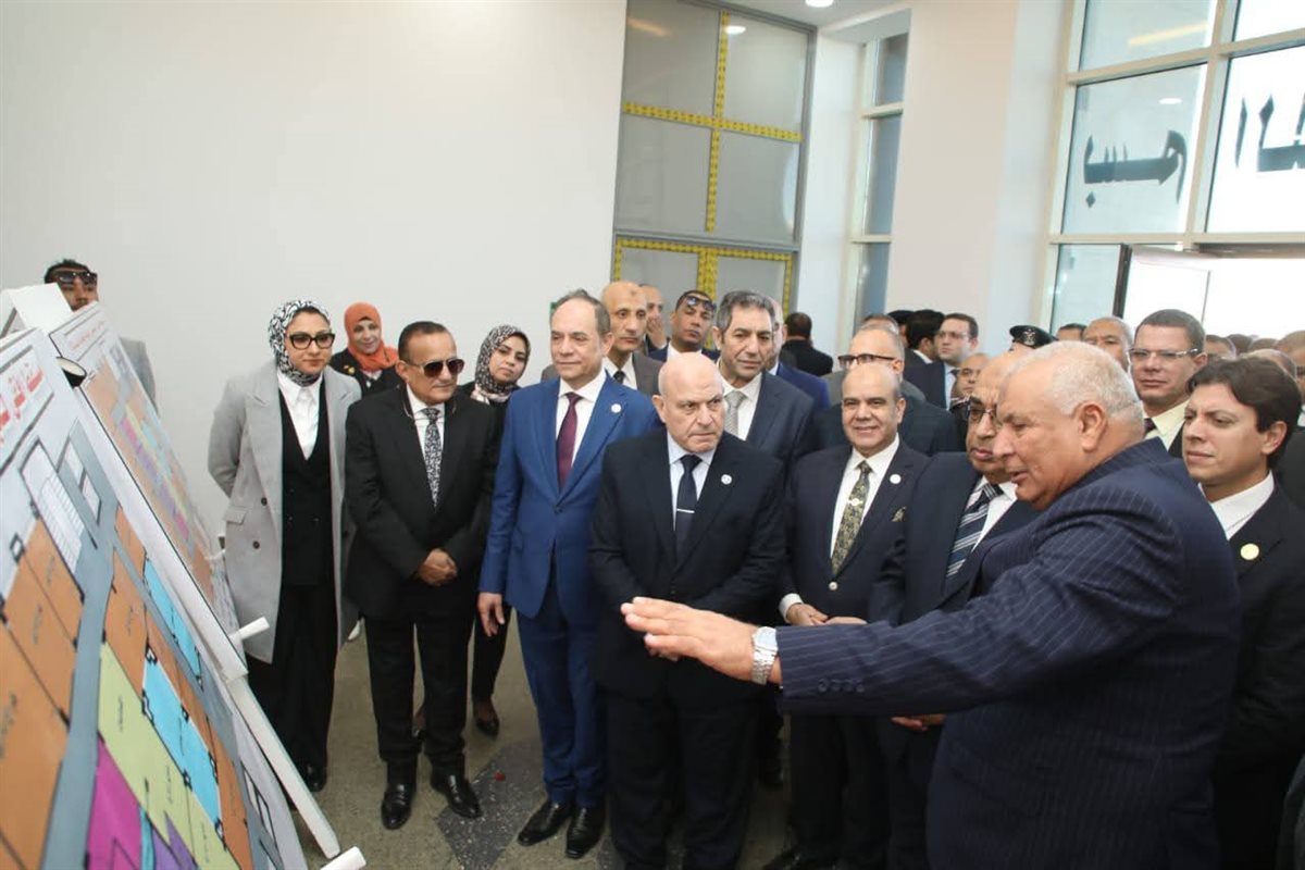 جانب من جولة وزير العدل بالوادى الجديد