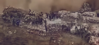 انهيار أرضي ضخم في منجم  