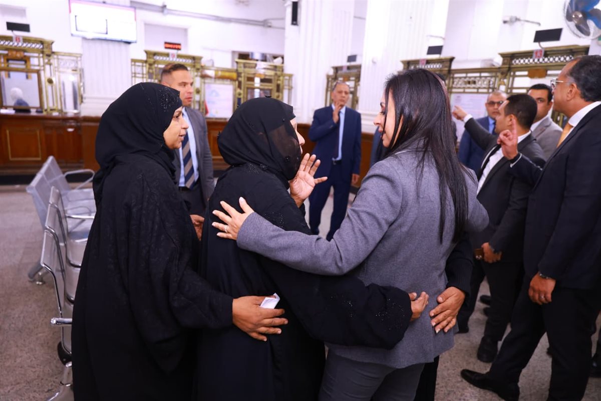 وزيرة التضامن تزور المقر الرئيسي لبنك ناصر