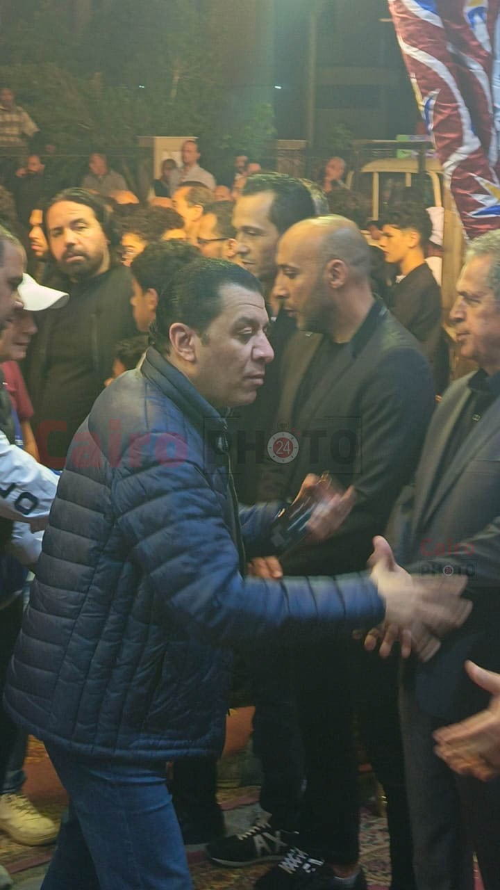 أحمد فهمي ومصطفى كامل يقدمان واجب العزاء في الكابتن محمد صبري بالحامدية الشاذلية