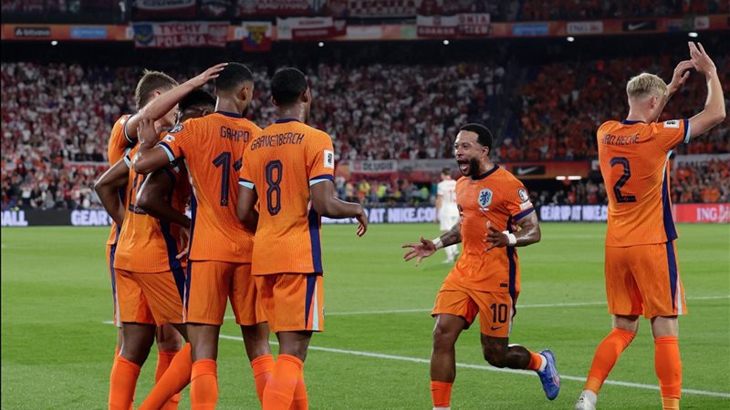 <strong>منتخب هولندا</strong>