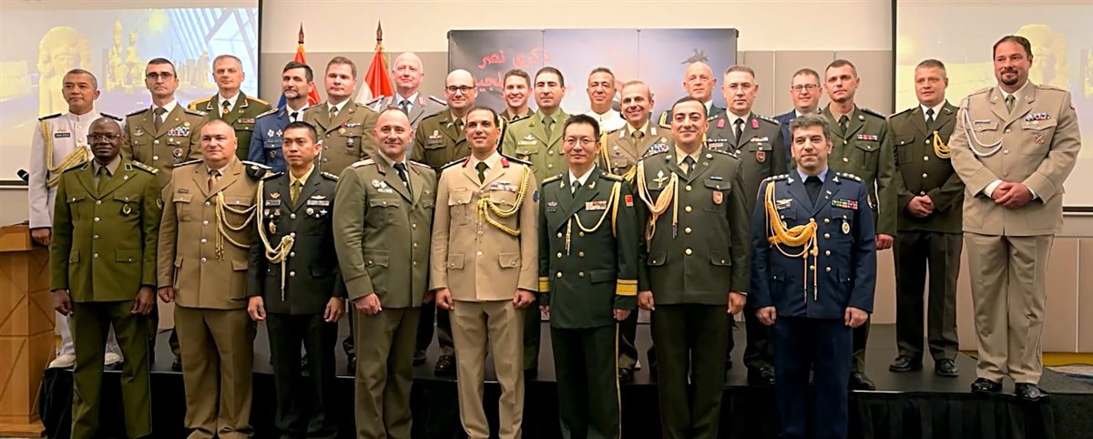 مكاتب الدفاع المصرى