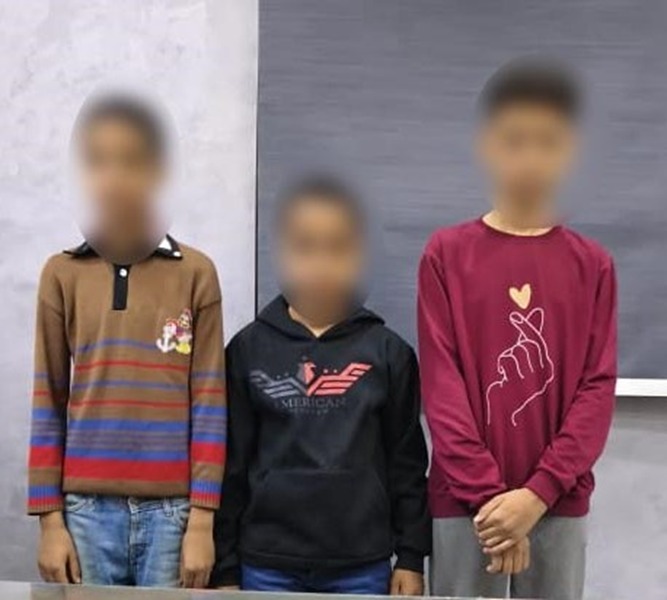 الداخلية تكشف تفاصيل اتهام 3 طلاب بالتعدي على آخر 