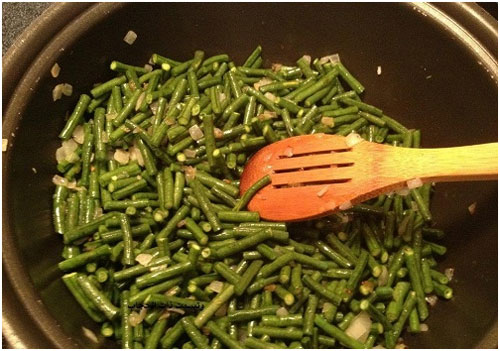 طريقة عمل الفاصوليا الخضراء الفلسطينية