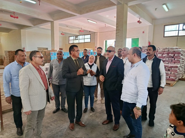 جولة محافظ الأقصر في البر الغربي 