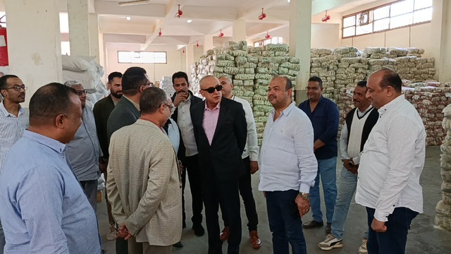 جولة محافظ الأقصر في البر الغربي 