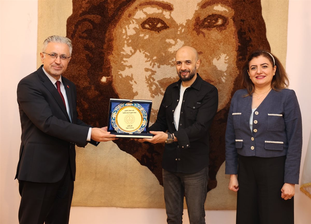 جامعة مصر للعلوم والتكنولوجيا تستقبل المستشار التعليمي التركي