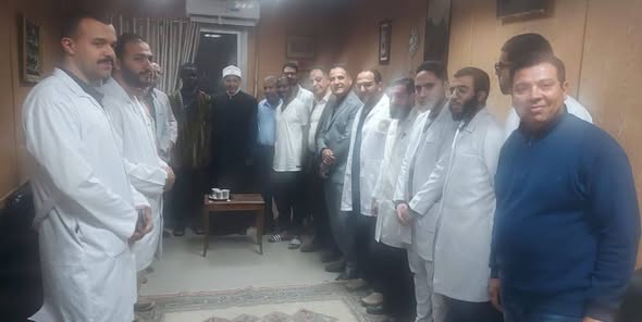 رئيس جامعة الأزهر وعميد كلية الطب يتفقدان مستشفى الحسين الجامعي ويطمئنان على الخدمات الصحية المقدمة للمرضى<br alt=
