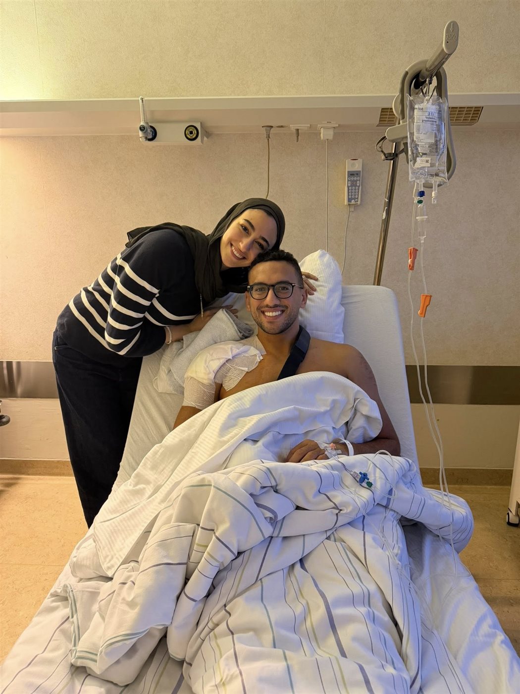 <strong>البطل الأوليمبي أحمد الجندي يخضع لعملية جراحية على مستوى الكتف بألمانيا</strong>