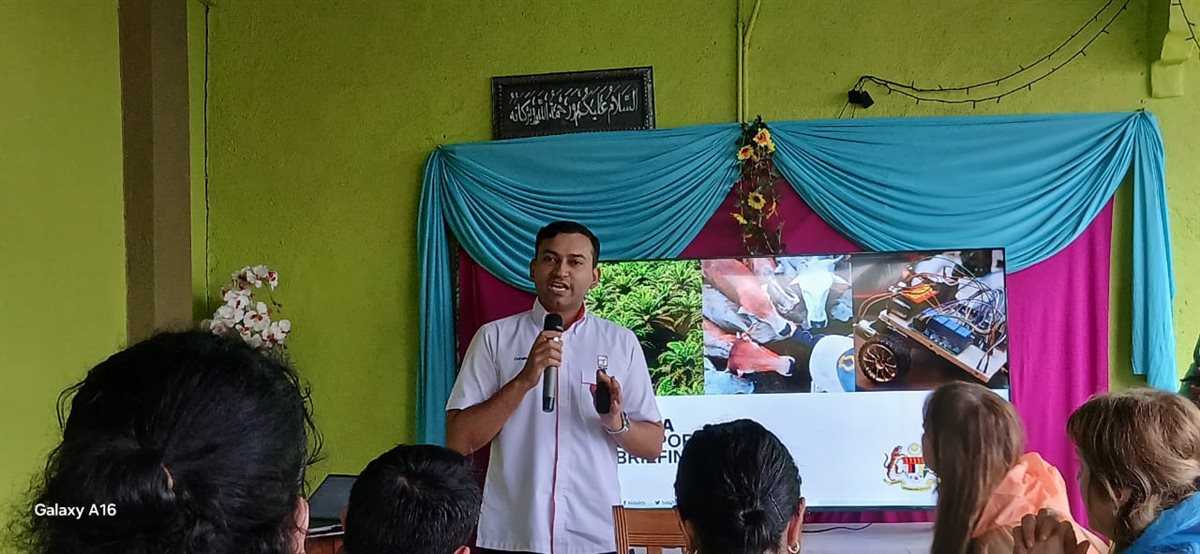 شرح من مسؤولي شركة فيلدا وبرنامج حماية ورعاية صغار المزارعين  والأنشطة المستهدفة