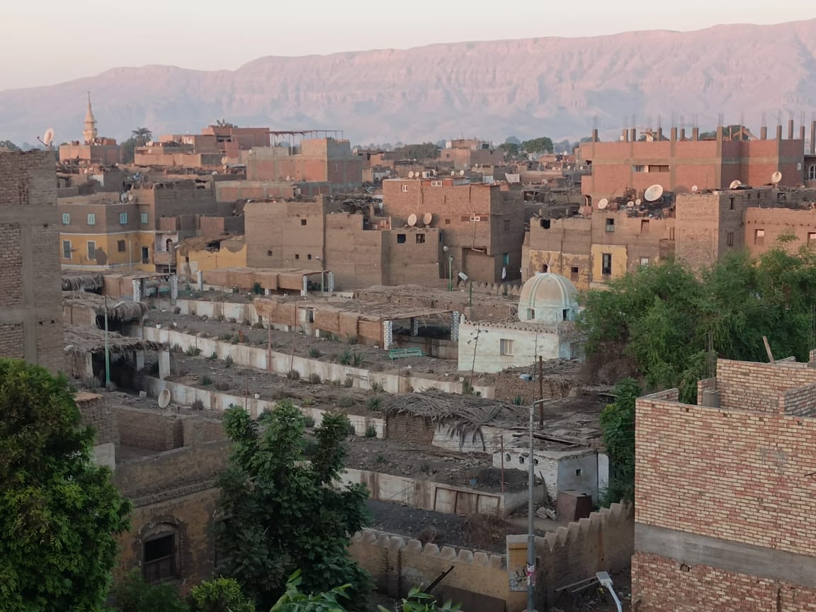 قرية طفنيس بإسنا جنوب الأقصر 