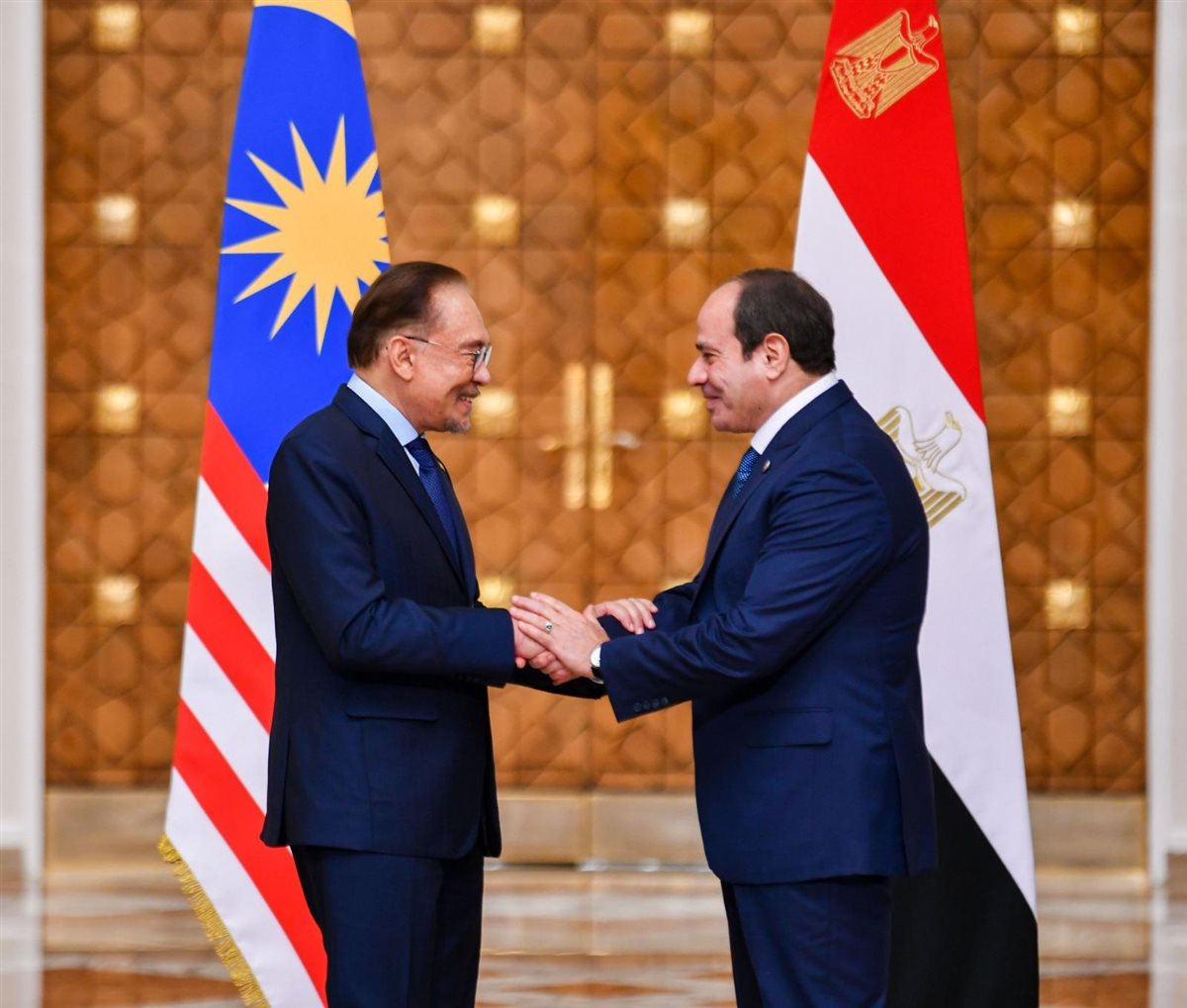 العلاقات المصرية الماليزية تشهد تطورا لافتا السنوات الأخيرة 