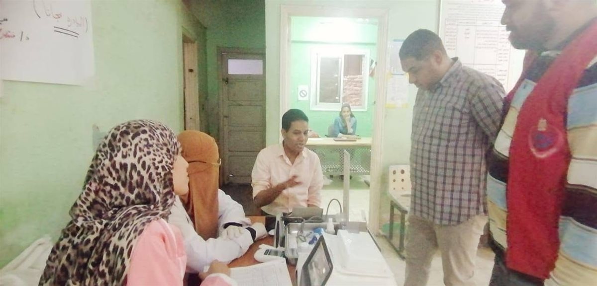 جولة مفاجئة لوكيل وزارة صحة الأقصر 