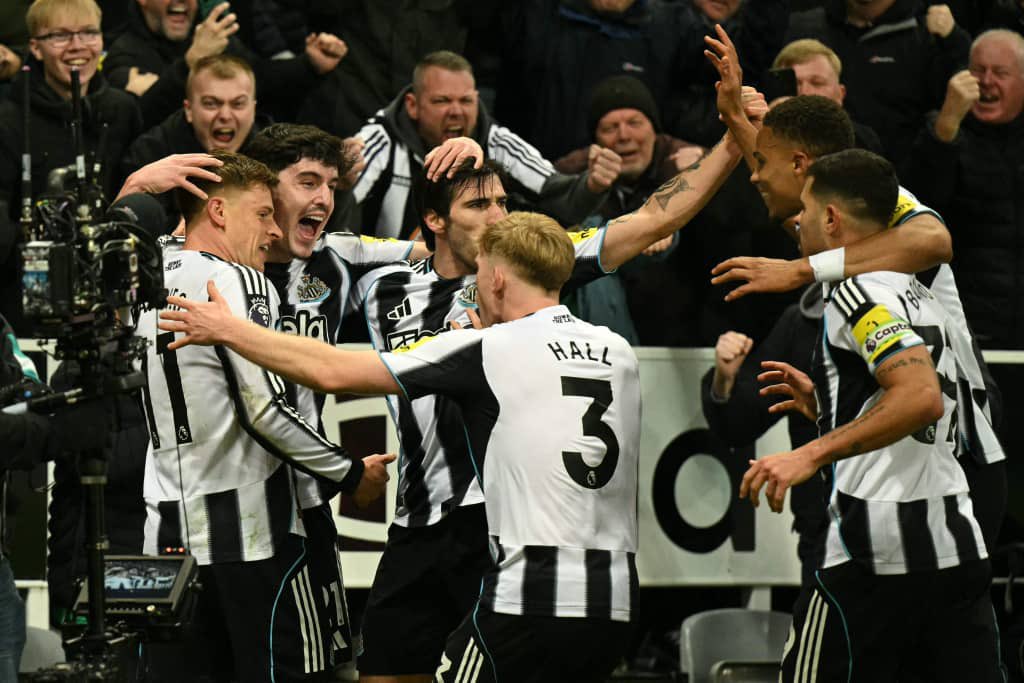 <strong>نيوكاسل يونايتد ينهي صيام 6 سنوات ويفوز على مانشستر سيتي في البريميرليج</strong>