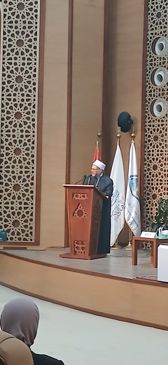  الدكتور شوقي علام مفتي الجمهورية الأسبق