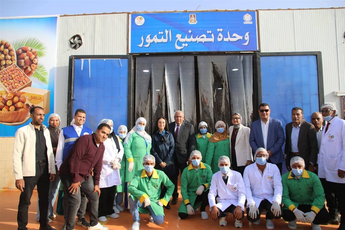 جانب من جولة وزيرة التضامن بالوادي الجديد