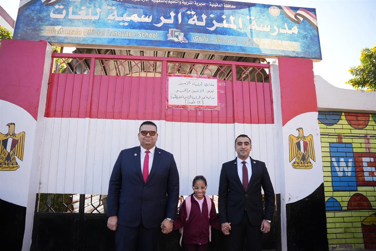 وفد من النيابة العامة يرافق الطفلة حور ضحية التنمر