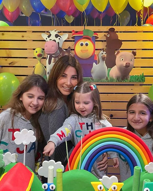 كم عمر ليا ابنة نانسي عجرم؟