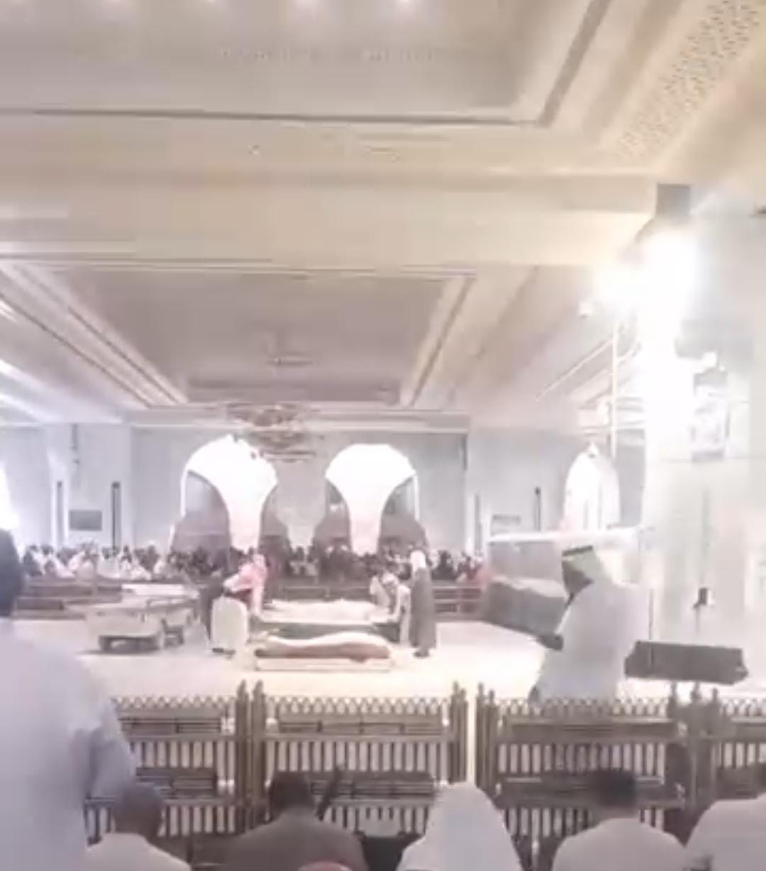 جنازة مهندس بنها وزوجته وطفلهما الرضيع