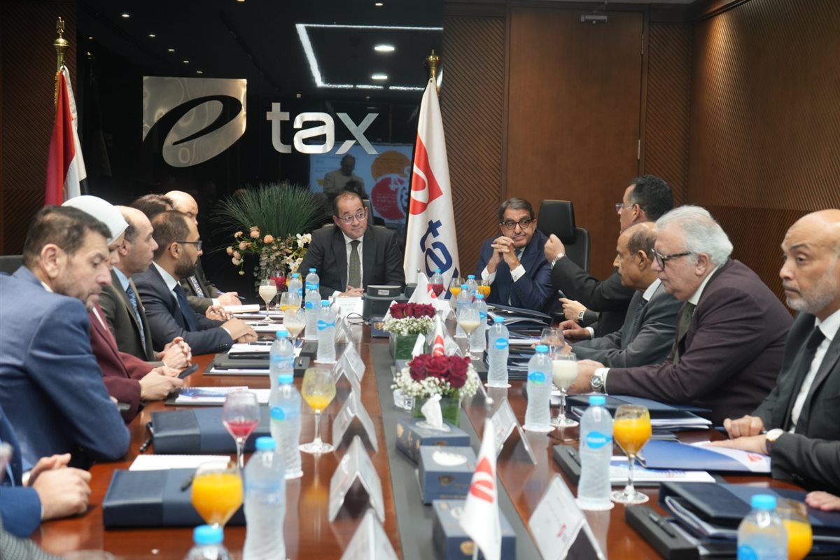 جانب من زيارة الوزير