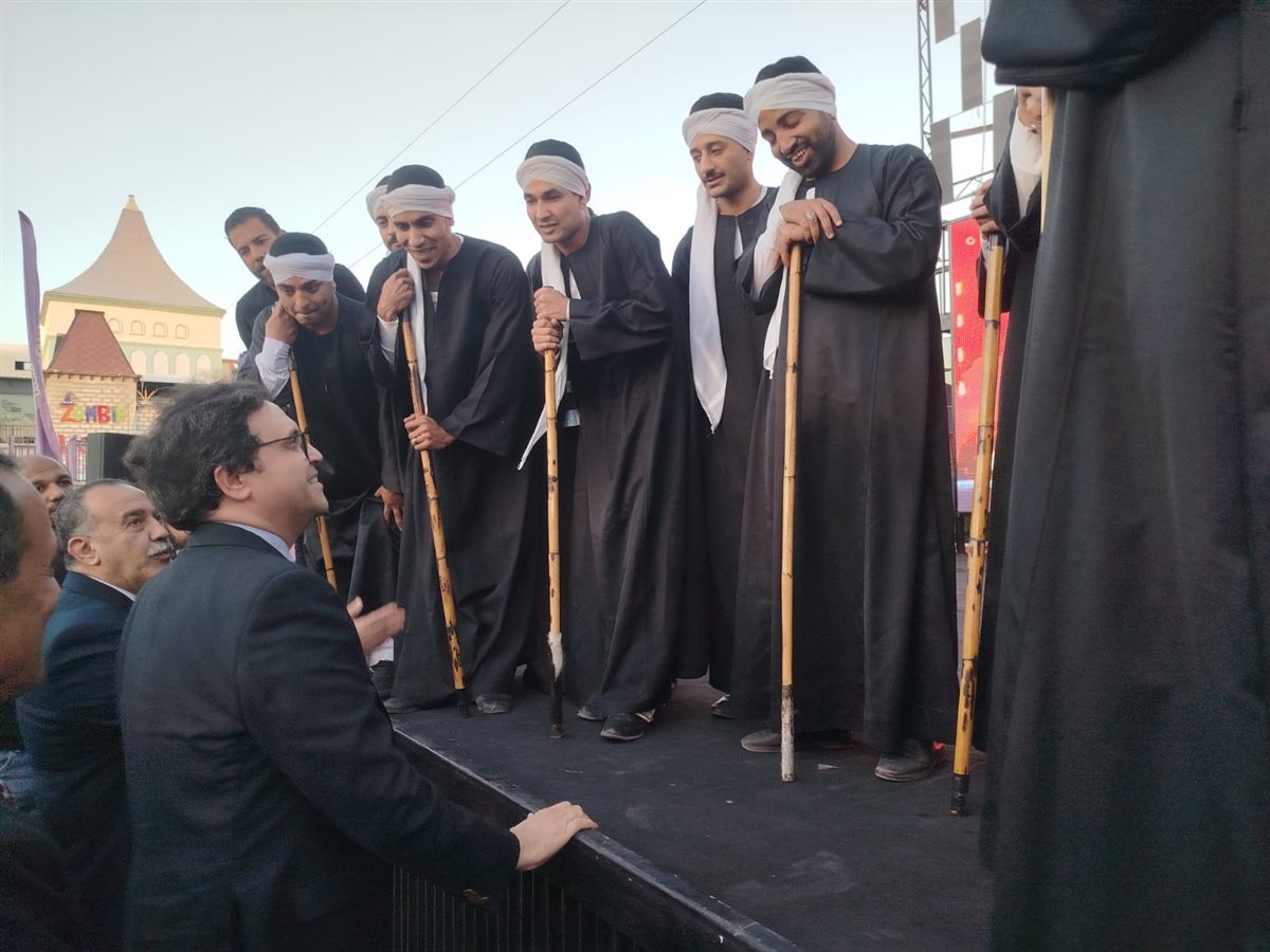 وزير الثقافة يتفقد المنشآت الثقافية بأسيوط