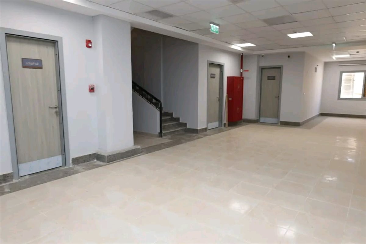 مبنى سكن الأطباء بمستشفى الواحات البحرية