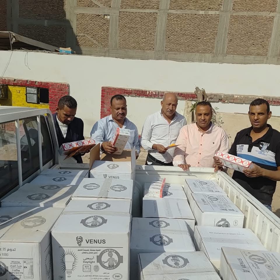 حملات تموينية مكثفة بأسواق الأقصر