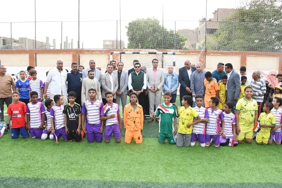 جولة وزير الشباب والرياضة&nbsp;