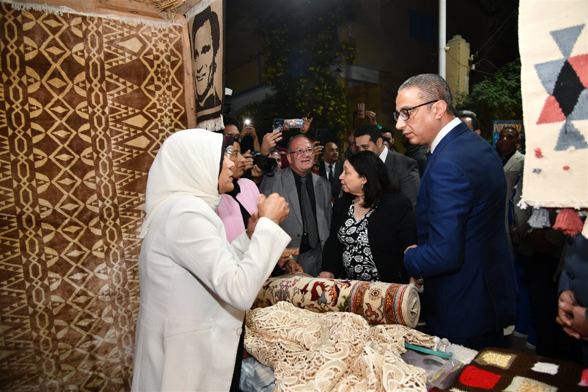 تحت رعاية محافظ الفيوم..  ختام فعاليات مهرجان تونس للخزف والحرف اليدوية في دورته الثانية عشرة