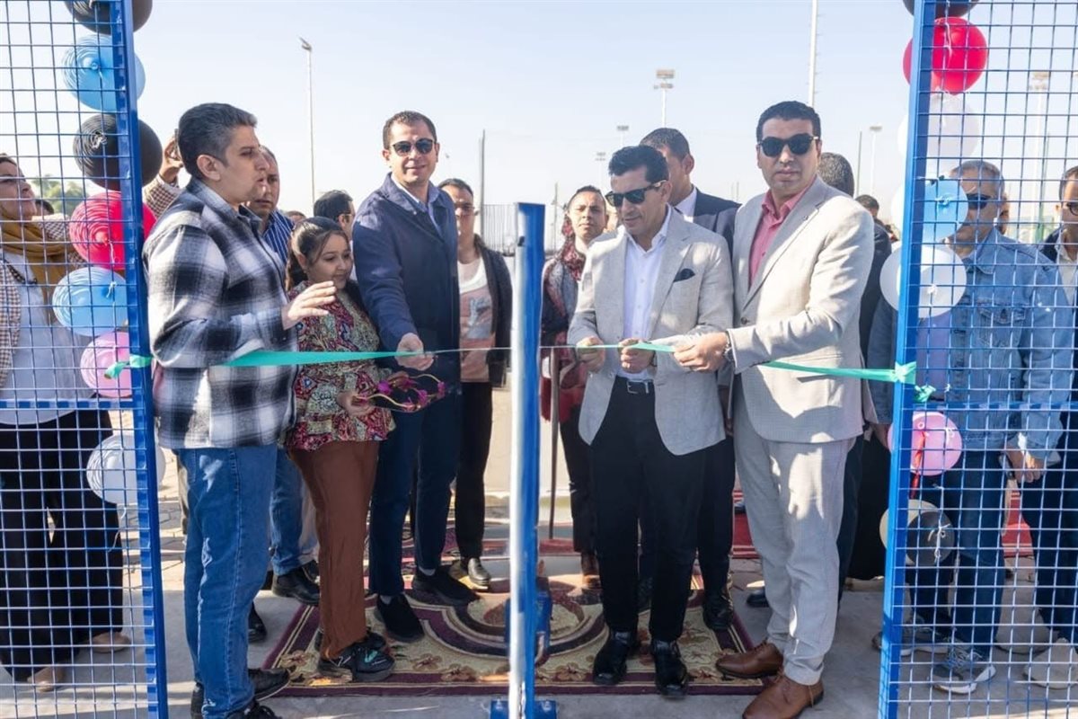 جولة وزير الشباب والرياضة بالأقصر 