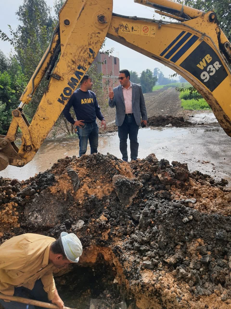 كسر خط مياه في المنوفية