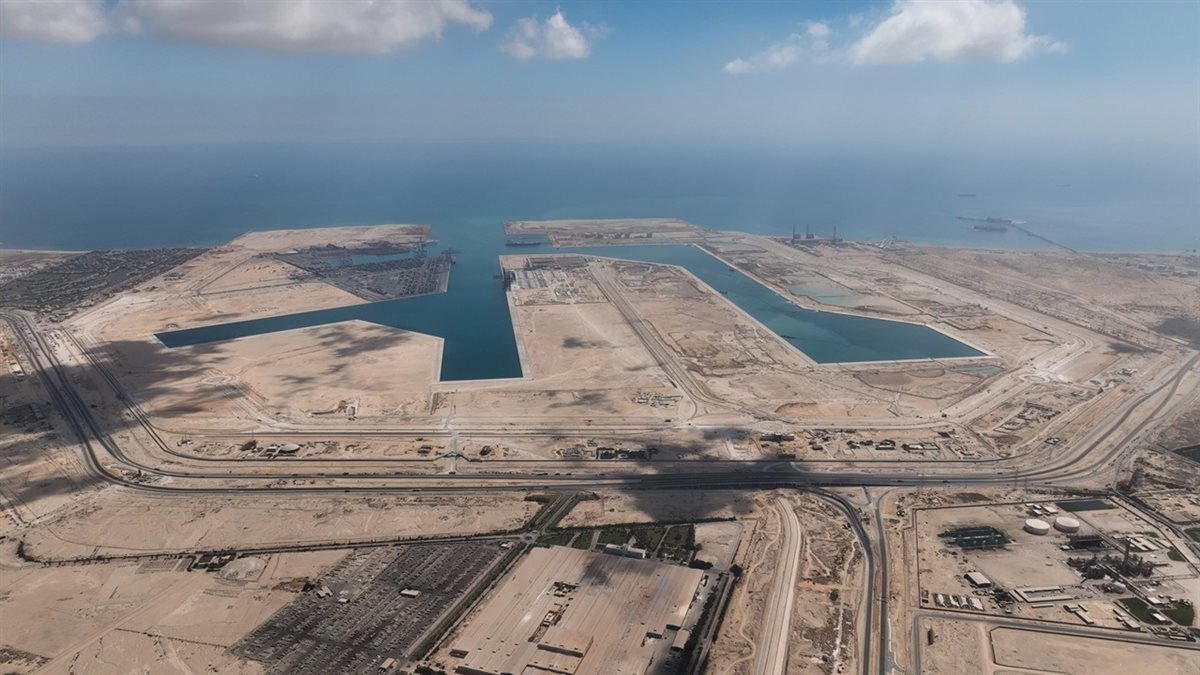 مشروع استكمال وتطوير ميناء السخنة