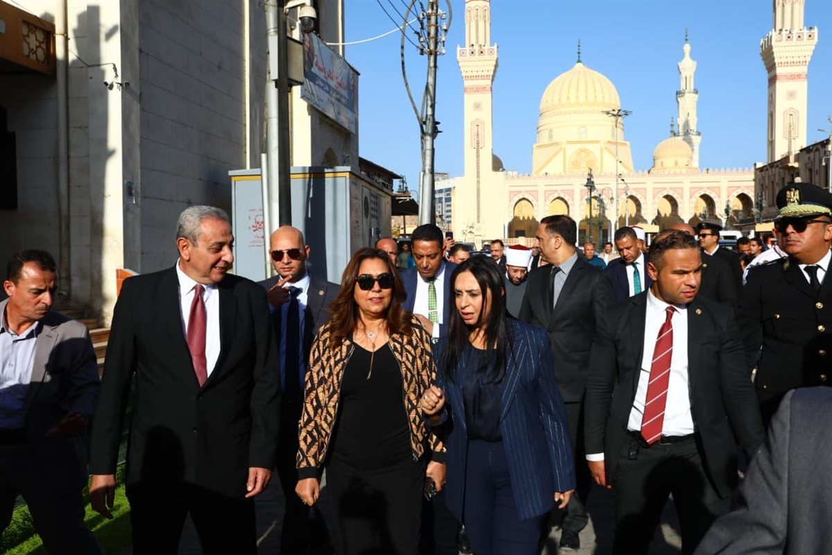 وزراء التضامن والتنمية المحلية والأوقاف ومحافظ الغربية يتفقدون أعمال تطوير محيط مسجد السيد البدوي