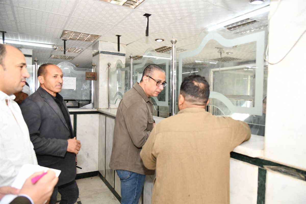 محافظ الفيوم يتفقد سير العمل والأداء بالمركزين التكنولوجيين بسنورس وطامية