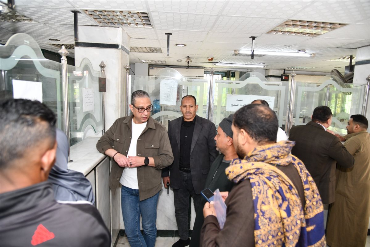 محافظ الفيوم يتفقد سير العمل والأداء بالمركزين التكنولوجيين بسنورس وطامية
