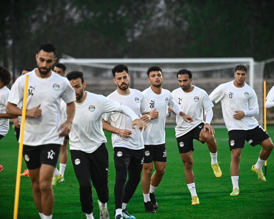 المران الأخير لمنتخب مصر استعدادا لمواجهة الكويت (1)