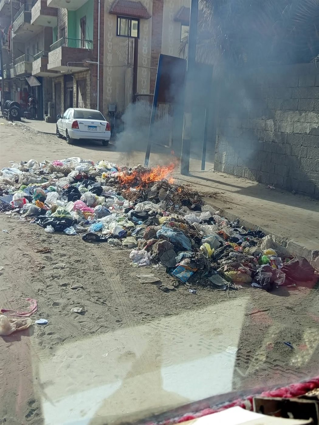 انتشار القمامة بشوارع العريش