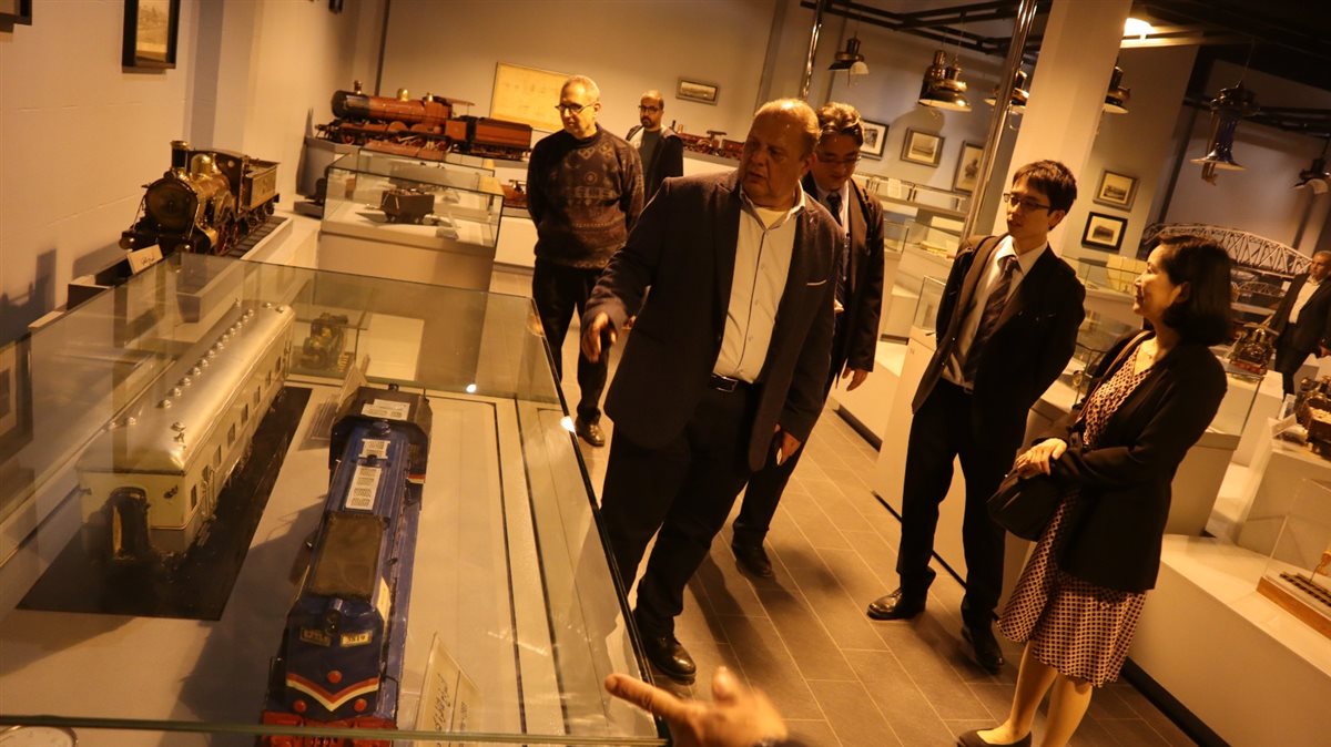 جانب من الجولة 