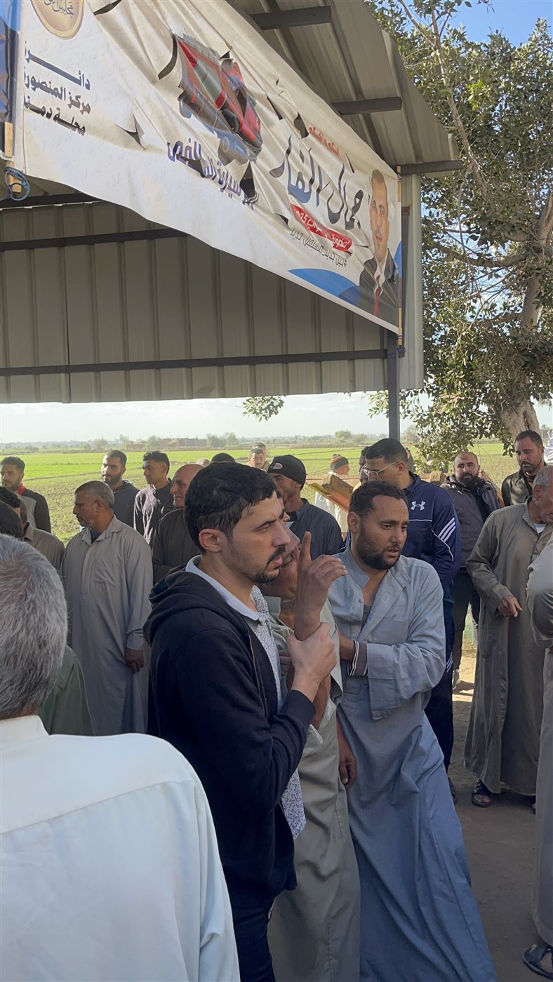 تشييع جنازة الأب والابن ضحايا حريق سوق الخواجات بالمنصورة