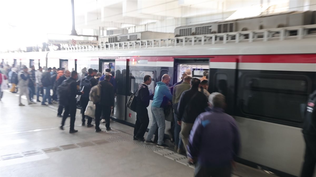 القطار الكهربائي الخفيف